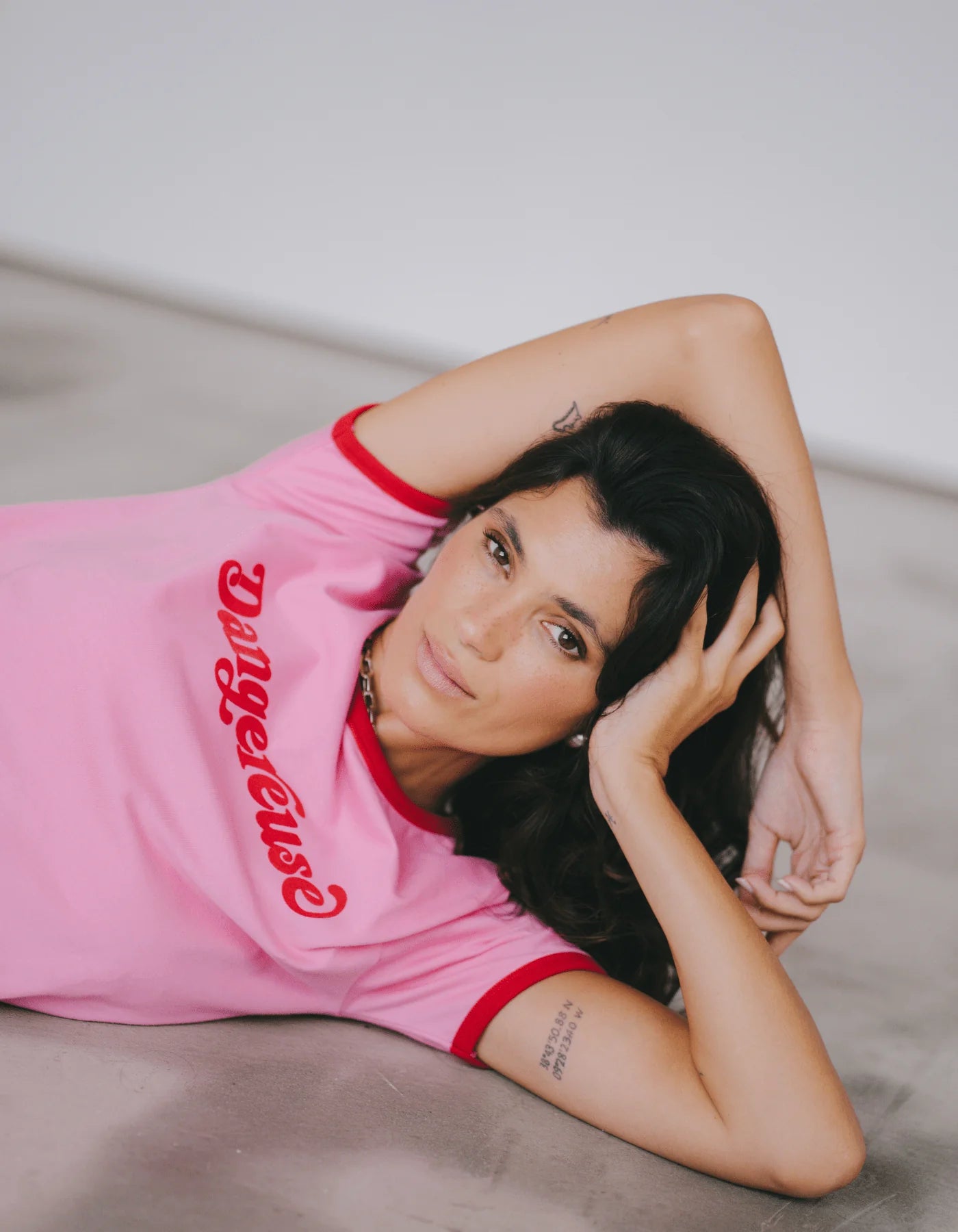 T-shirt Ringer Dangereuse